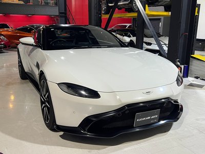 2018 Aston Martin VANTAGE — миниатюра 20