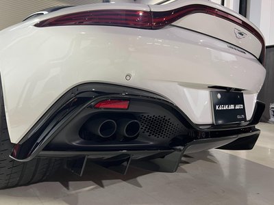 2018 Aston Martin VANTAGE — миниатюра 33