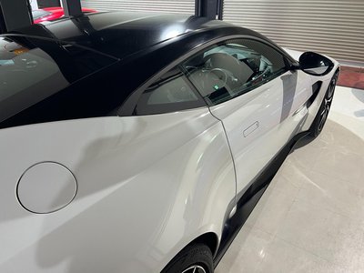 2018 Aston Martin VANTAGE — миниатюра 28