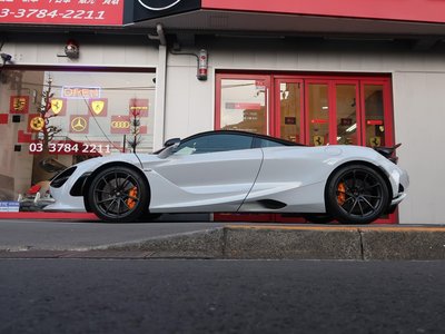 2025 Mclaren 750S thumbnail 17
