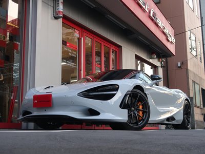 2025 Mclaren 750S photo 2
