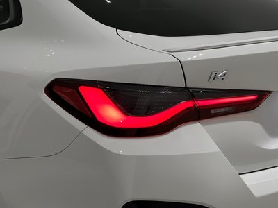 2025 BMW I4 照片 16