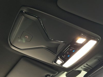 2025 BMW I4 — миниатюра 25