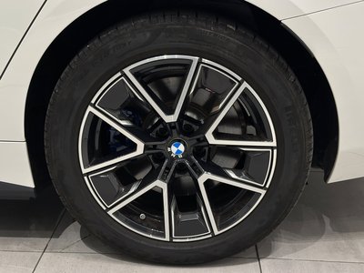 2025 BMW I4 — миниатюра 56