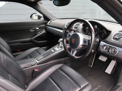 2016 Porsche CAYMAN 缩略图 5