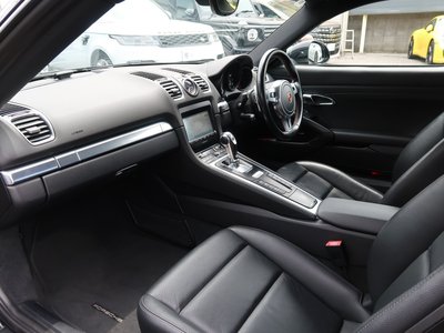 2016 Porsche CAYMAN 缩略图 3