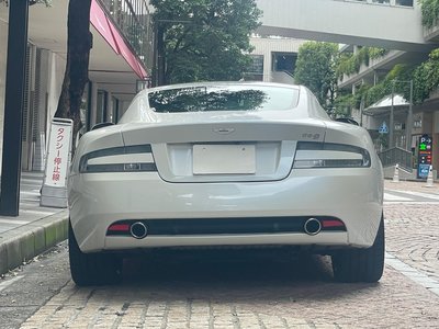 2012 Aston Martin DB9 — миниатюра 16