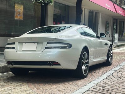 2012 Aston Martin DB9 — миниатюра 14