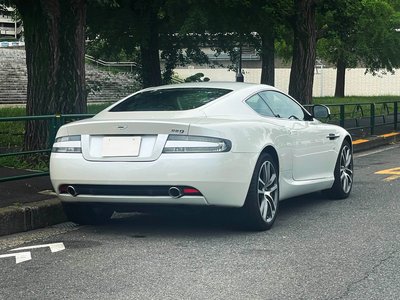 2012 Aston Martin DB9 — миниатюра 7