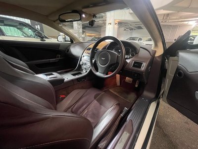 2012 Aston Martin DB9 — миниатюра 4