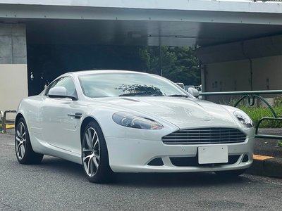 2012 Aston Martin DB9 — миниатюра 10