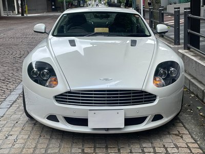 2012 Aston Martin DB9 — миниатюра 11