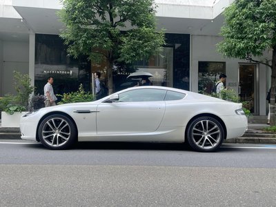 2012 Aston Martin DB9 — миниатюра 2