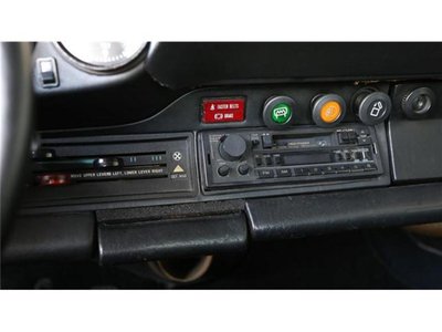 1975 Porsche 911 — миниатюра 17