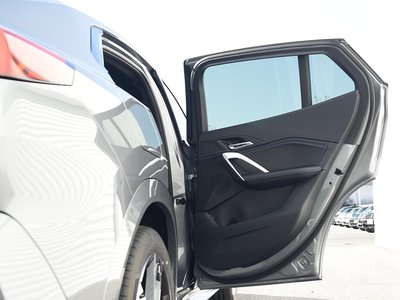 صورة مصغرة 24 لـ 2025 BMW X2