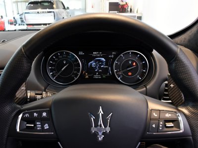 2022 Maserati LEVANTE — фото 8