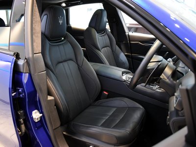 2022 Maserati LEVANTE — фото 11