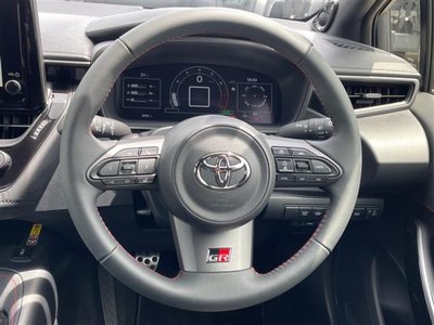 صورة 13 لـ 2025 Toyota GR COROLLA