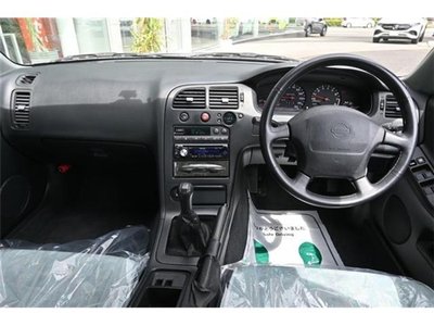 1995 Nissan SKYLINE photo 12