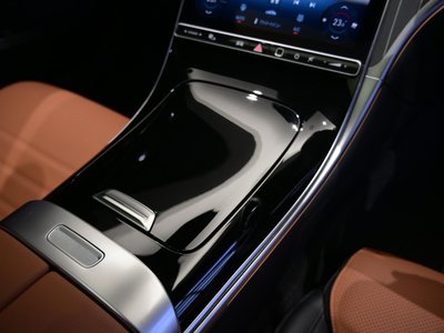 2025 Mercedes-BENZ C-CLASS thumbnail 42