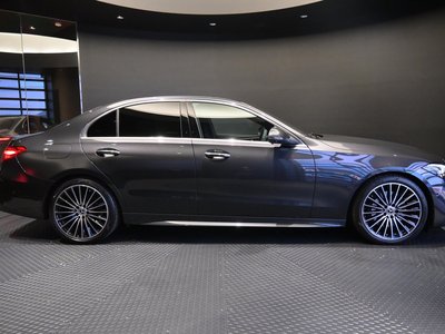 2025 Mercedes-BENZ C-CLASS photo 4