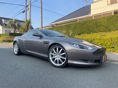 2004 Aston Martin DB9 照片 1