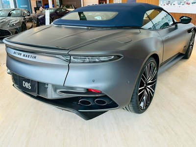 صورة 10 لـ 2026 Aston Martin DBS SUPERLEGGERA VOLANTE