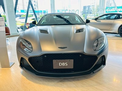 صورة 7 لـ 2026 Aston Martin DBS SUPERLEGGERA VOLANTE