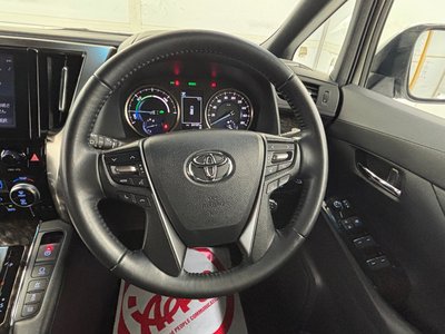 2022 Toyota ALPHARD — фото 15