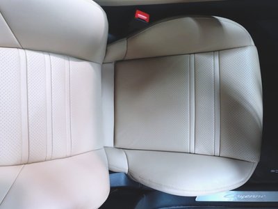 2024 Porsche CAYENNE thumbnail 24