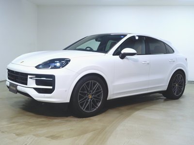 2024 Porsche CAYENNE photo 1