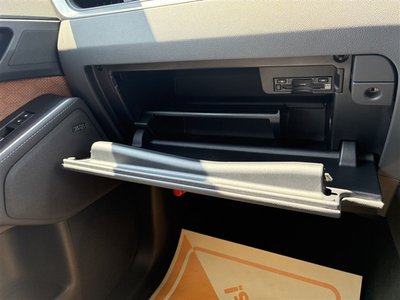 صورة 17 لـ 2025 Lexus GX