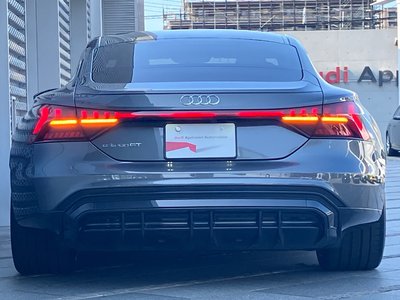 صورة 14 لـ 2024 AUDI E-TRON GT QUATTRO
