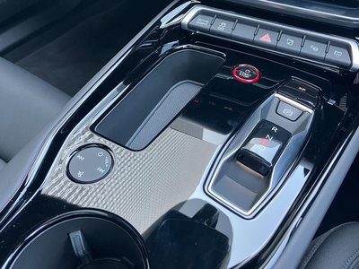 صورة 46 لـ 2024 AUDI E-TRON GT QUATTRO