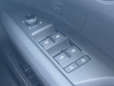 صورة 51 لـ 2024 AUDI E-TRON GT QUATTRO