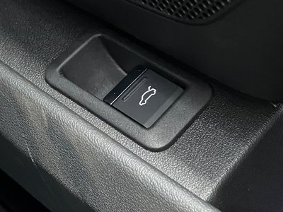 صورة 52 لـ 2024 AUDI E-TRON GT QUATTRO