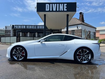 صورة 4 لـ 2017 Lexus LC