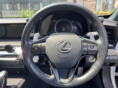 صورة 45 لـ 2017 Lexus LC