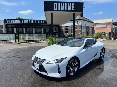 صورة 2 لـ 2017 Lexus LC