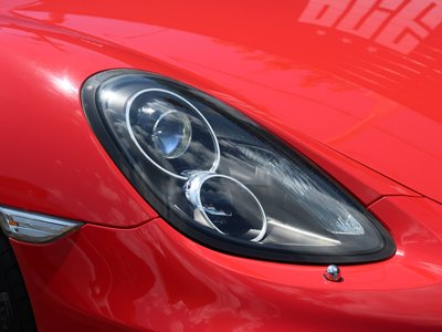 2015 Porsche CAYMAN thumbnail 18