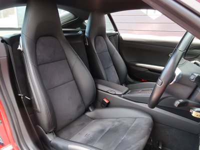 2015 Porsche CAYMAN thumbnail 23