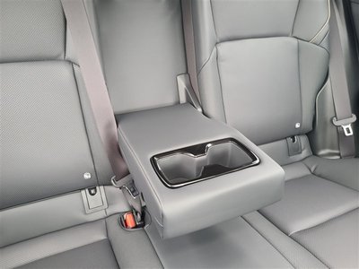 صورة 29 لـ 2026 Toyota CROWN ESTATE