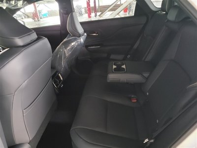 صورة 7 لـ 2026 Toyota CROWN ESTATE