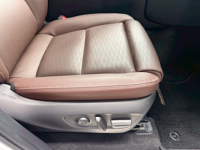 صورة 58 لـ 2024 Toyota LAND CRUISER 250