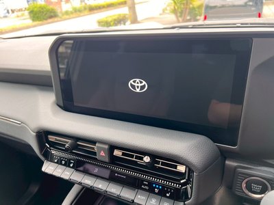صورة 59 لـ 2024 Toyota LAND CRUISER 250