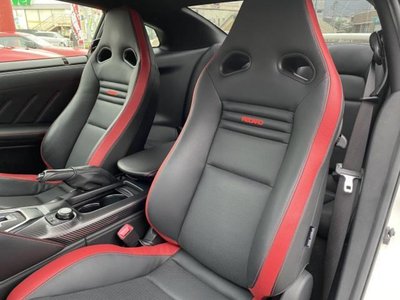 2016 Nissan GT-R 照片 14