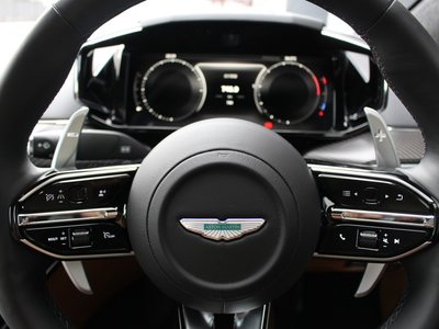 صورة 9 لـ 2026 Aston Martin VANTAGE