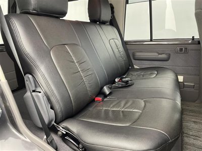 2015 Toyota LAND CRUISER 70 photo 12