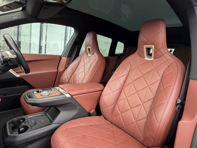 صورة 51 لـ 2022 BMW IX