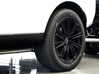 2025 LAND Rover RANGE ROVER photo 9